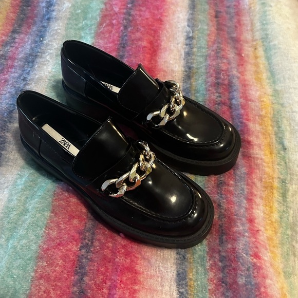 Zara Shoes - Zara Glossy Black Faux Patent Leather Loafers Gold Chain Lug Sole Size 7.5 (38)